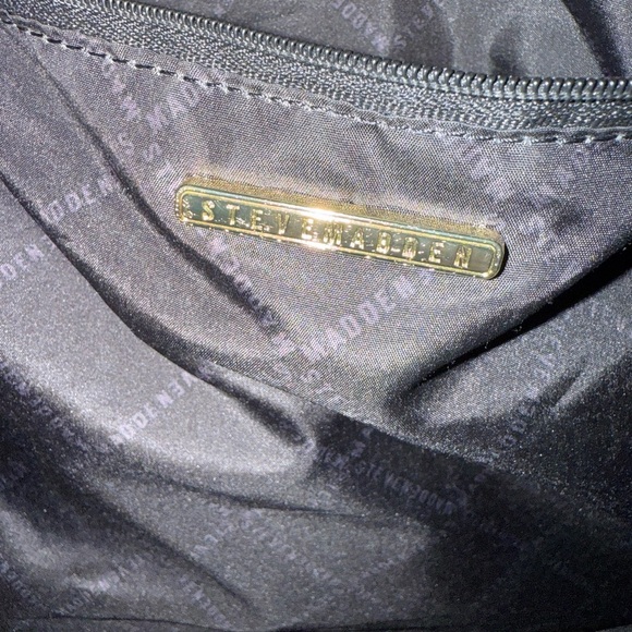 Steve Madden Textured Black Tote Bag - Picture 14 of 16